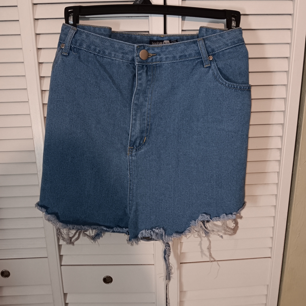 Boohoo Denim Frayed Hem Jean Shorts